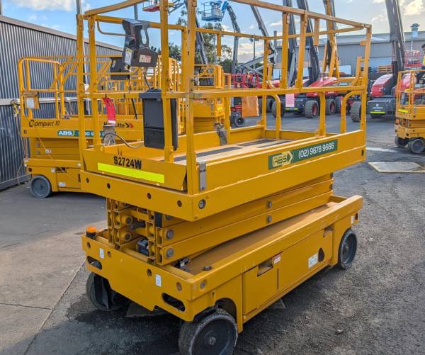Haulotte 10m Electric Scissor Lift (S2724W) 1 Used Haulotte Compact 10W for sale