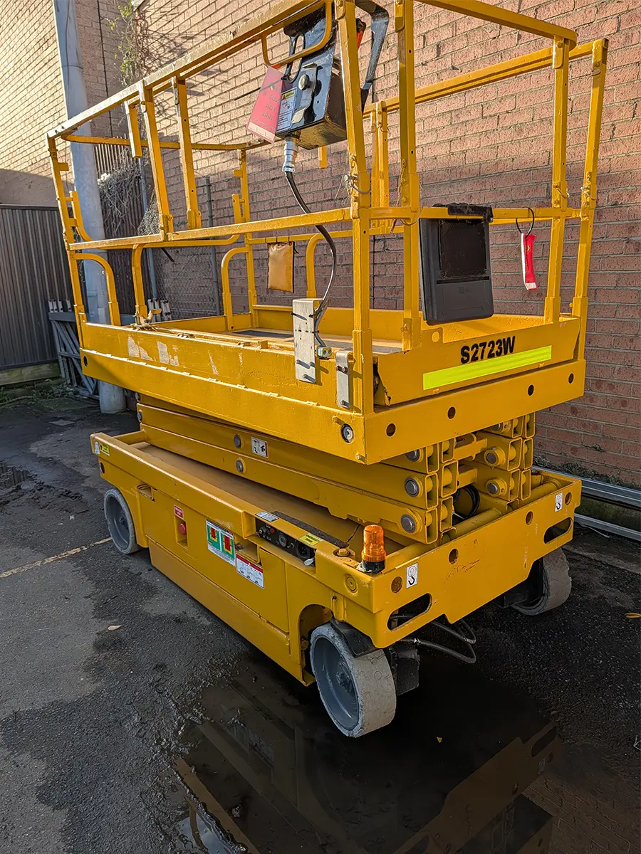 Haulotte 10m Electric Scissor Lift (S2723W) 2 Haulotte 10m Electric Scissor Lift (S2723W)