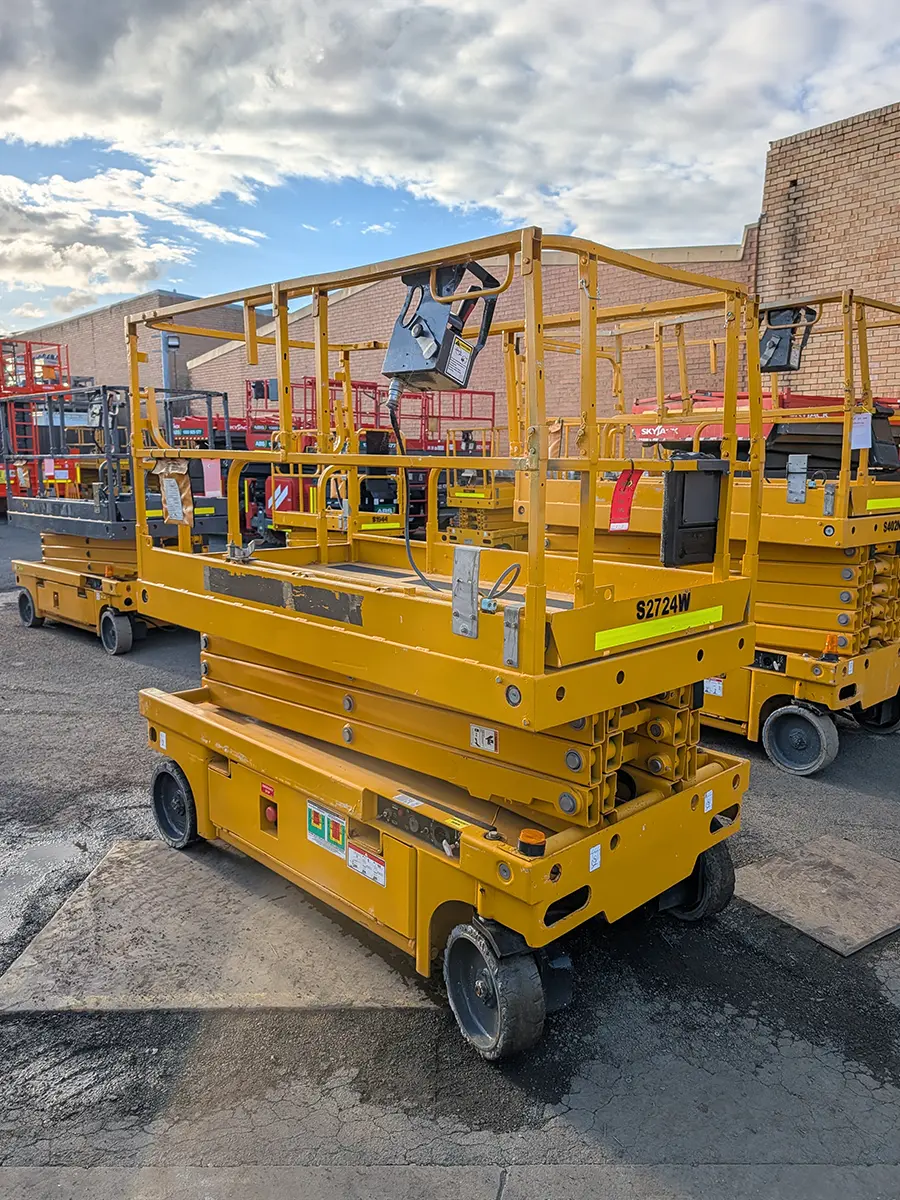 Haulotte 10m Electric Scissor Lift (S2724W) 3 Haulotte 10m Electric Scissor Lift (S2724W)
